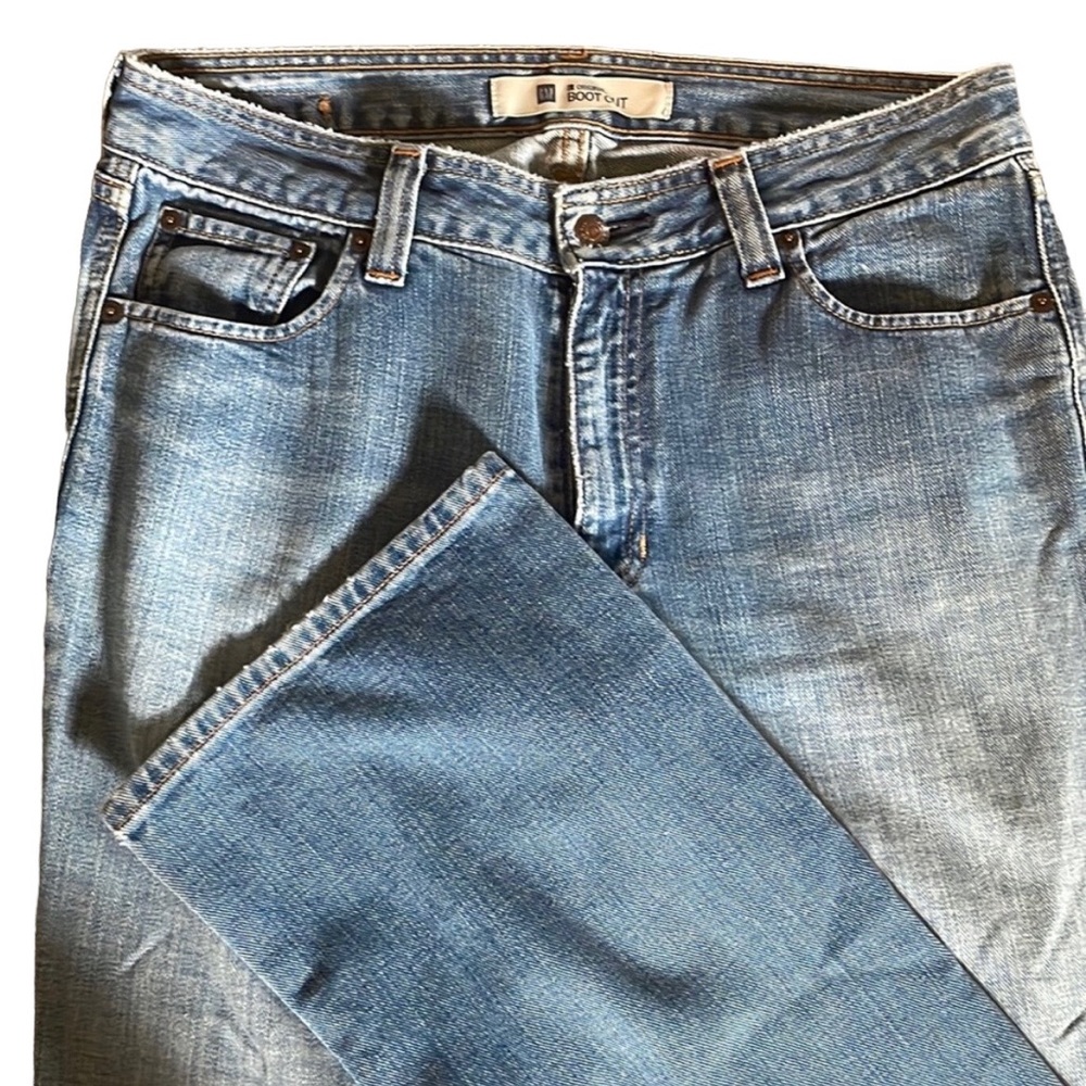 Gap Original Women’s Bootcut Jeans. Size 6. Excellent condition!